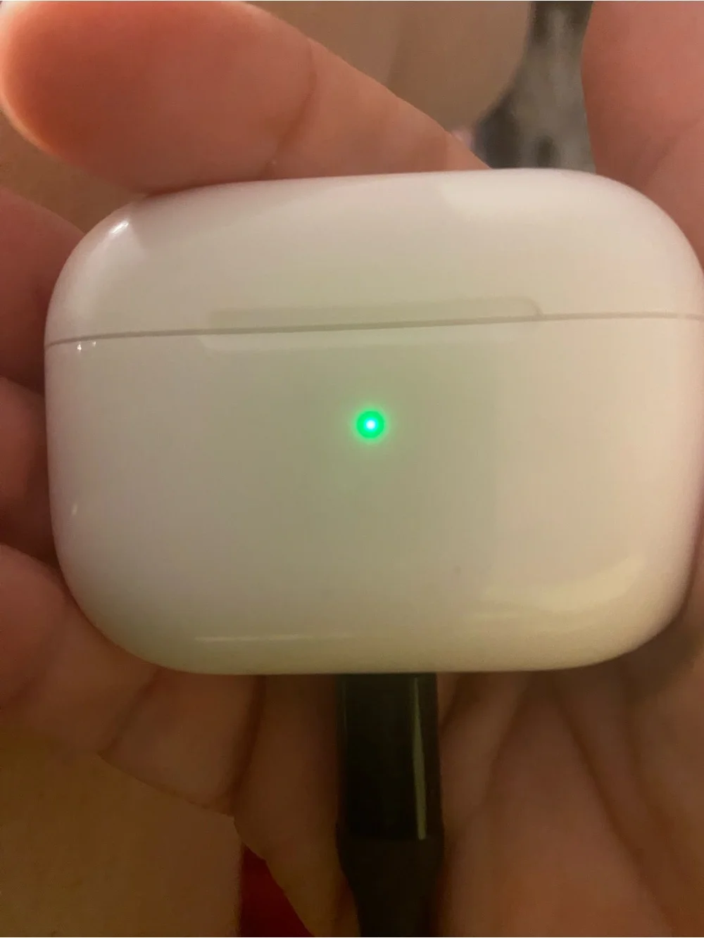 Apple Wireless Generation 1 Charging Case(only)